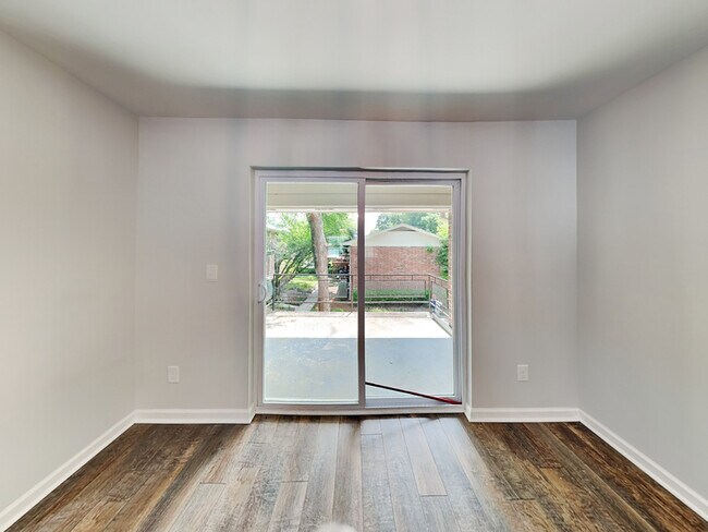 Foto del edificio - 4266 Roswell Rd NE