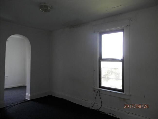 Foto del edificio - 115 N 3rd St