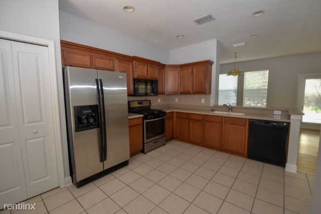 Building Photo - 4 br, 3 bath Townhome - 14533 Cotswolds Dr