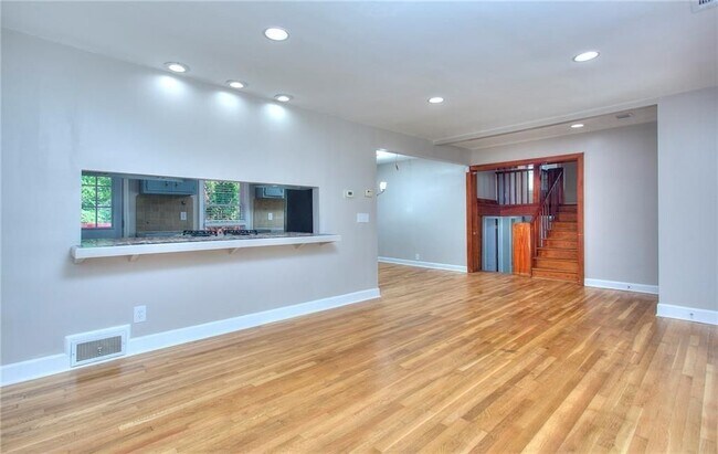 Foto del edificio - 2067 Brockett Rd