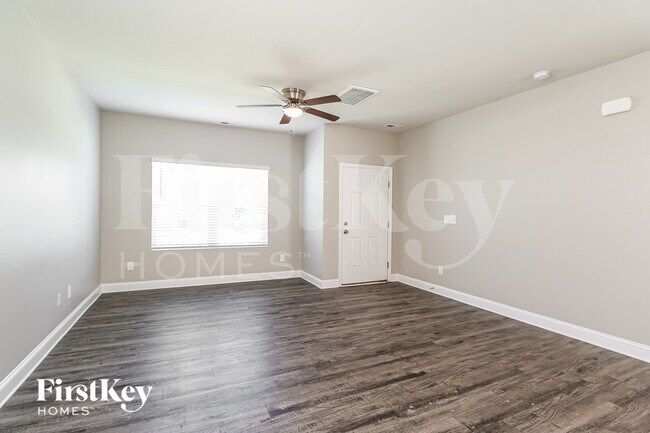 Foto del edificio - 5517 Cobblestone Glen Dr