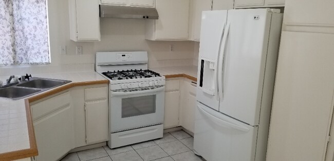 Foto del edificio - 12200 Galaxy St