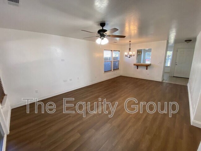 Foto del edificio - 342 N D St