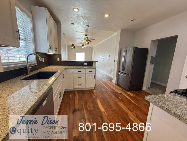 Foto del edificio - 866 E 22nd St