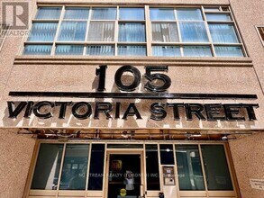 Building Photo - 105 Victoria St