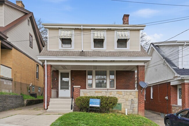 Foto del edificio - 107 Catskill Ave