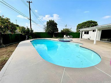 Foto del edificio - 23010 Sunset Crossing Rd