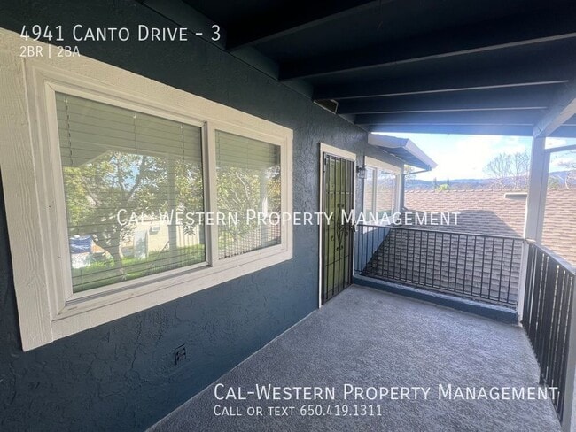 Building Photo - Excellent Value! Upstairs 2/1! Camden and ...