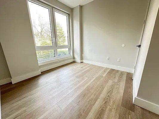 Building Photo - 3 bedroom in Bronx NY 10454