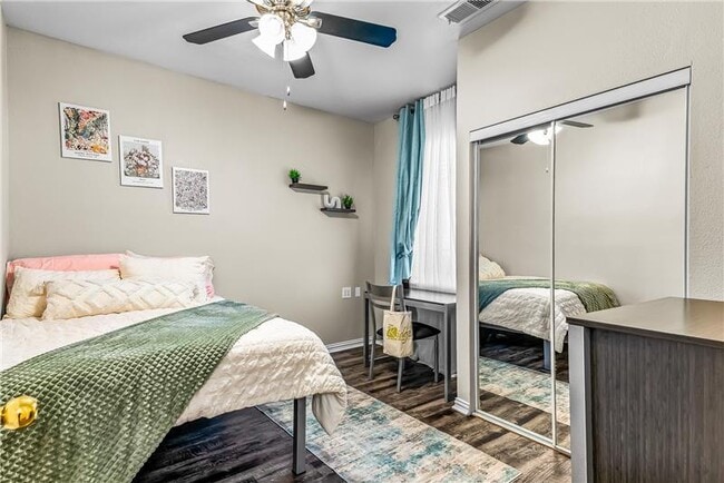 Photo - Ridge at North Texas, The Apartments