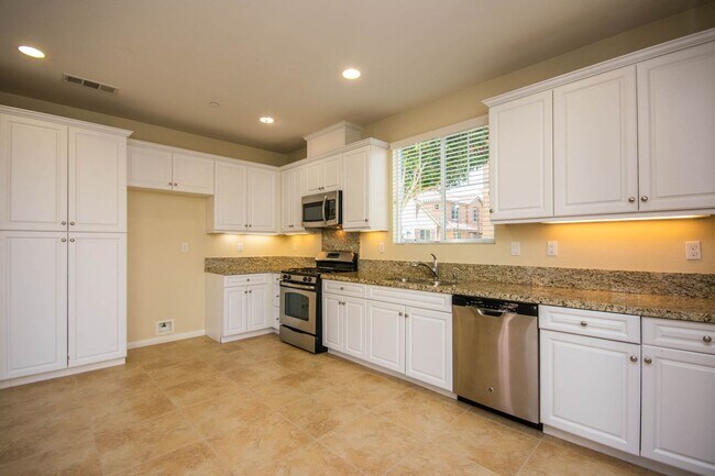 Foto del edificio - 3BD Home in the Belmount Community of San ...