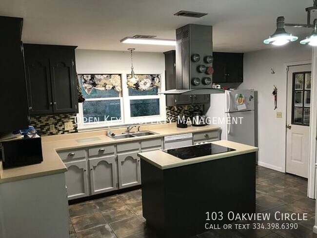 Foto del edificio - 103 Oakview Cir