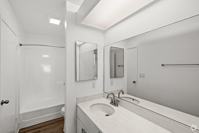 1 habitación, 1 baño, 865 pies cuadrados, baño - Ashwood Gardens