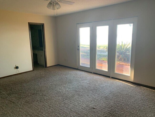 Building Photo - 5270 Pale Moon Dr