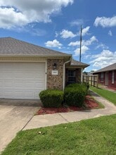 Building Photo - 1504 Fianna Pl Ct