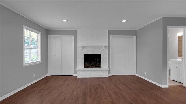 Foto del edificio - $500 of the first months rent