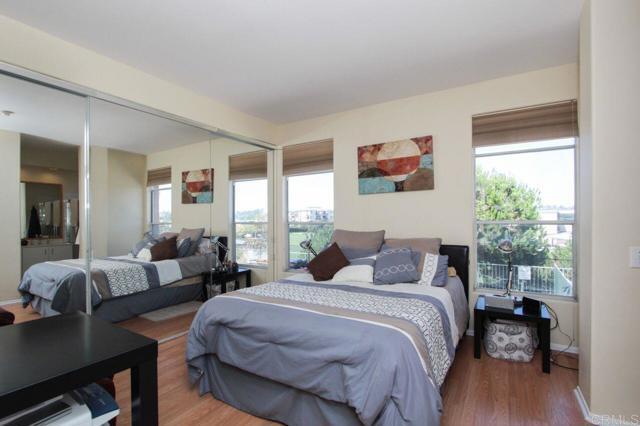 Foto del edificio - 12646 Carmel Country Rd