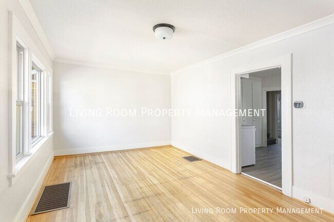 Foto del edificio - 5521 N Vancouver-