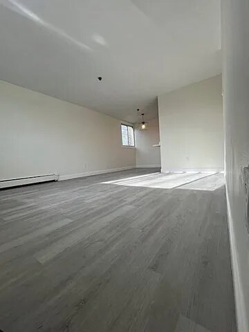 Building Photo - 101 Waite St