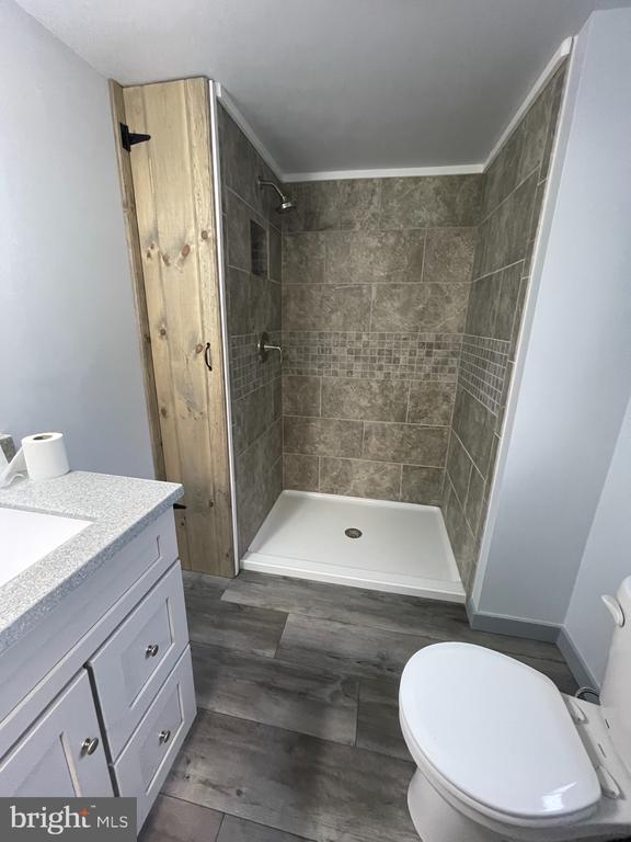 Foto del edificio - 105 Spring Garden St