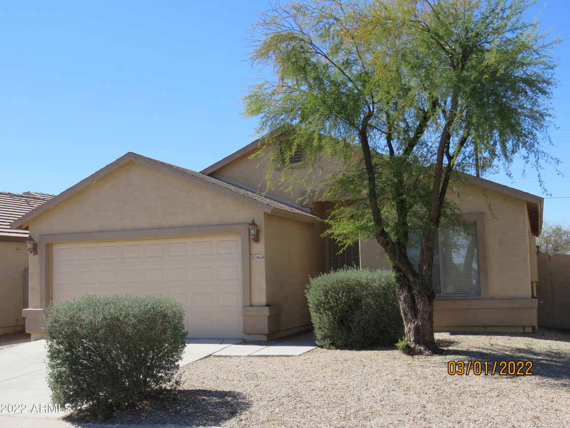 Primary Photo - 24638 N Shelton Way