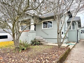 Building Photo - 9706 N Oswego Ave