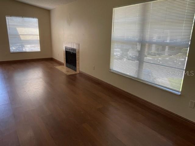 Foto del edificio - 905 Northlake Dr