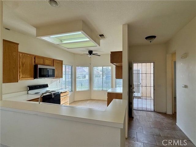 Foto del edificio - 11670 Oak St