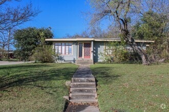 Building Photo - 503 Blakeley Dr