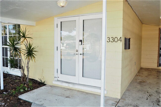 Foto del edificio - 3304 Florida Blvd