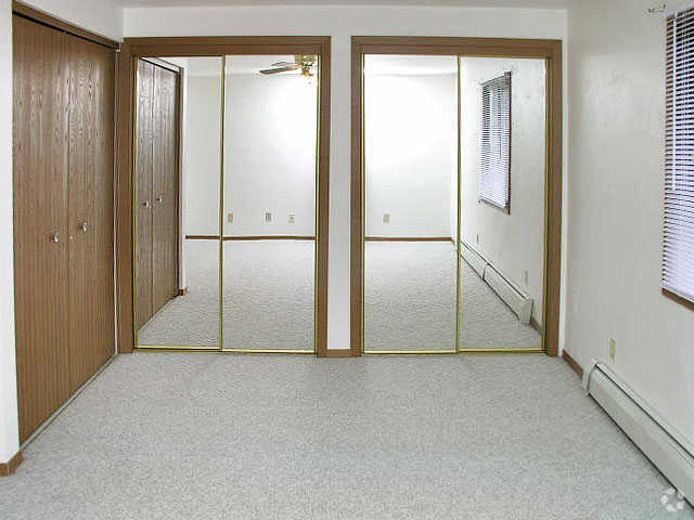 Dormitorio - East Point Village