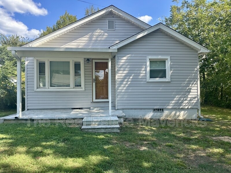 Foto principal - 575 SE Gaut St