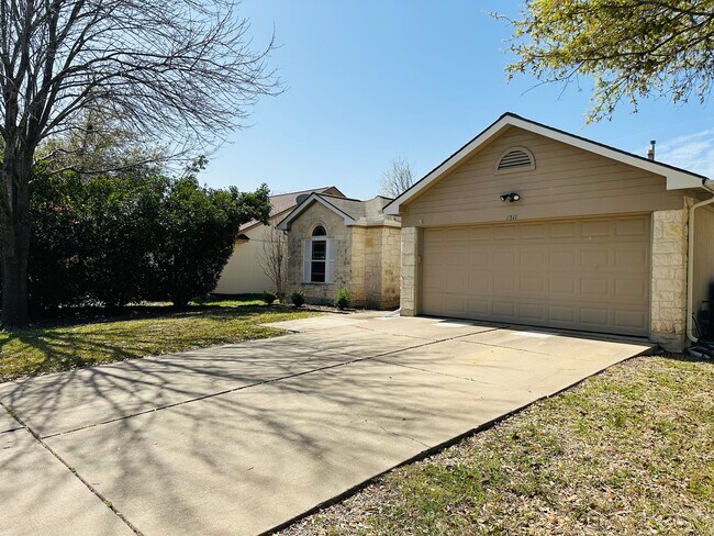 Building Photo - 1311 Mason Creek Blvd