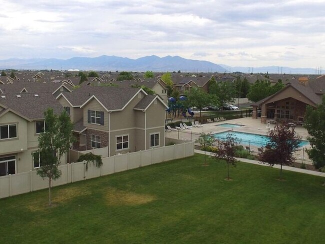 Foto del edificio - 1077 Kettering Dr