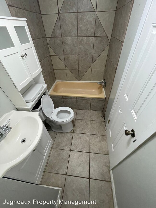 Building Photo - 3 br, 2 bath House - 208 Vincent Ln