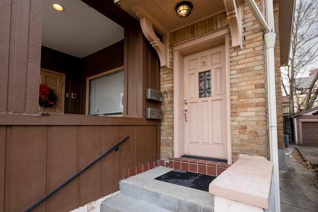Foto del edificio - 3349 Whitfield Ave
