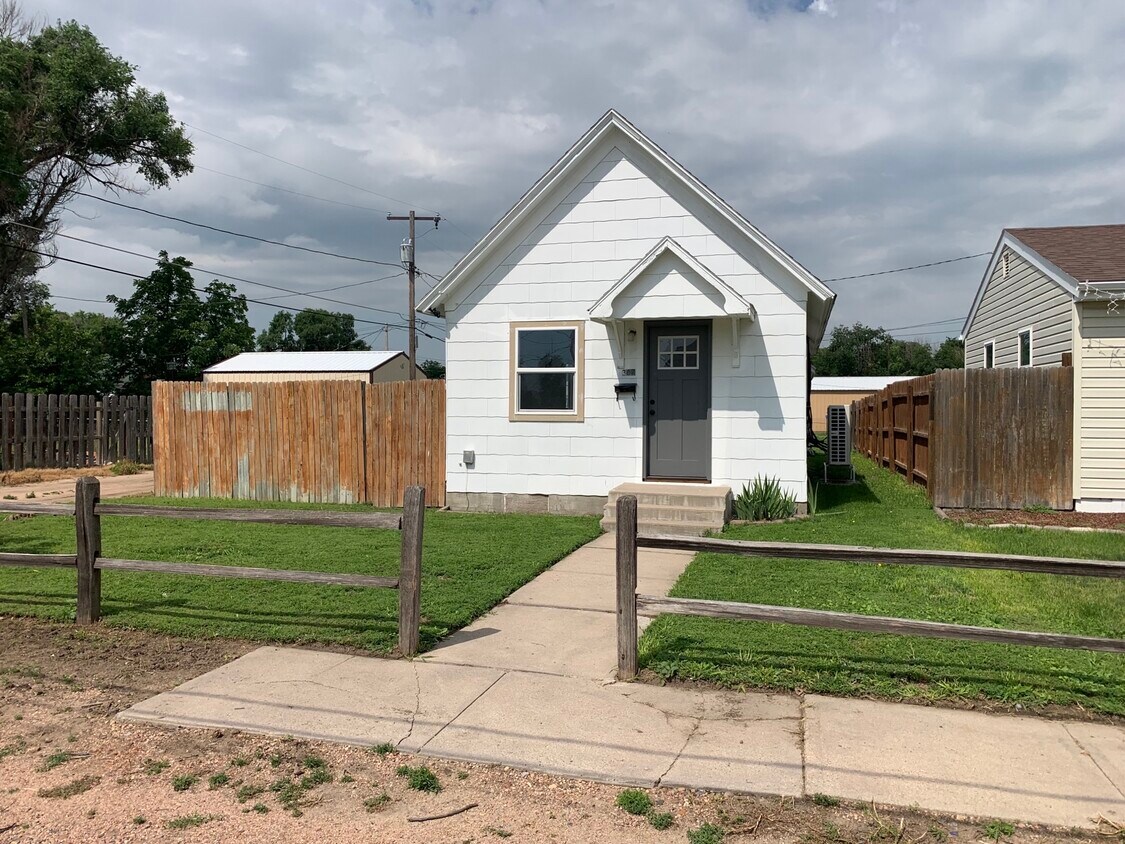 Primary Photo - 317 N 5th Ave