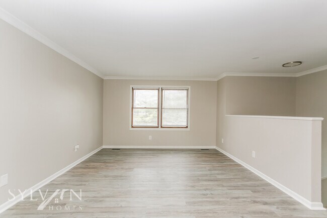 Building Photo - 174 Derrer Rd