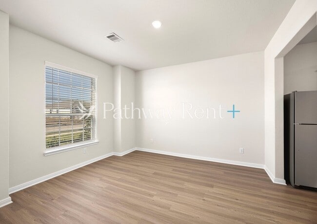 Building Photo - 1037 Costa Vista Trl