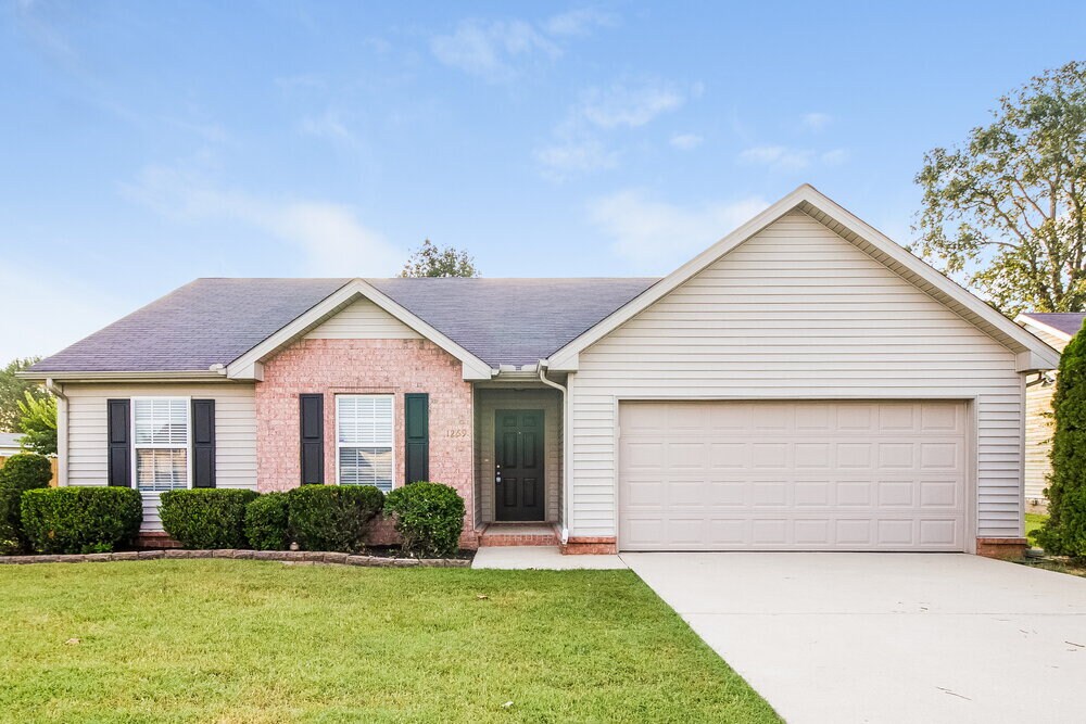 Primary Photo - 1269 St Andrews Dr