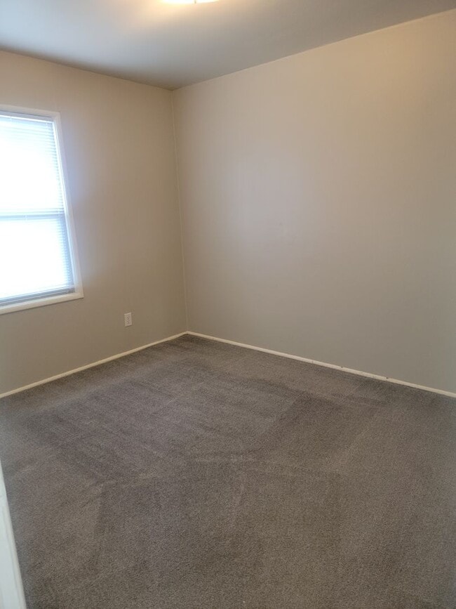 Foto del edificio - Cozy Parkland 2 bedroom house with Fenced Yard