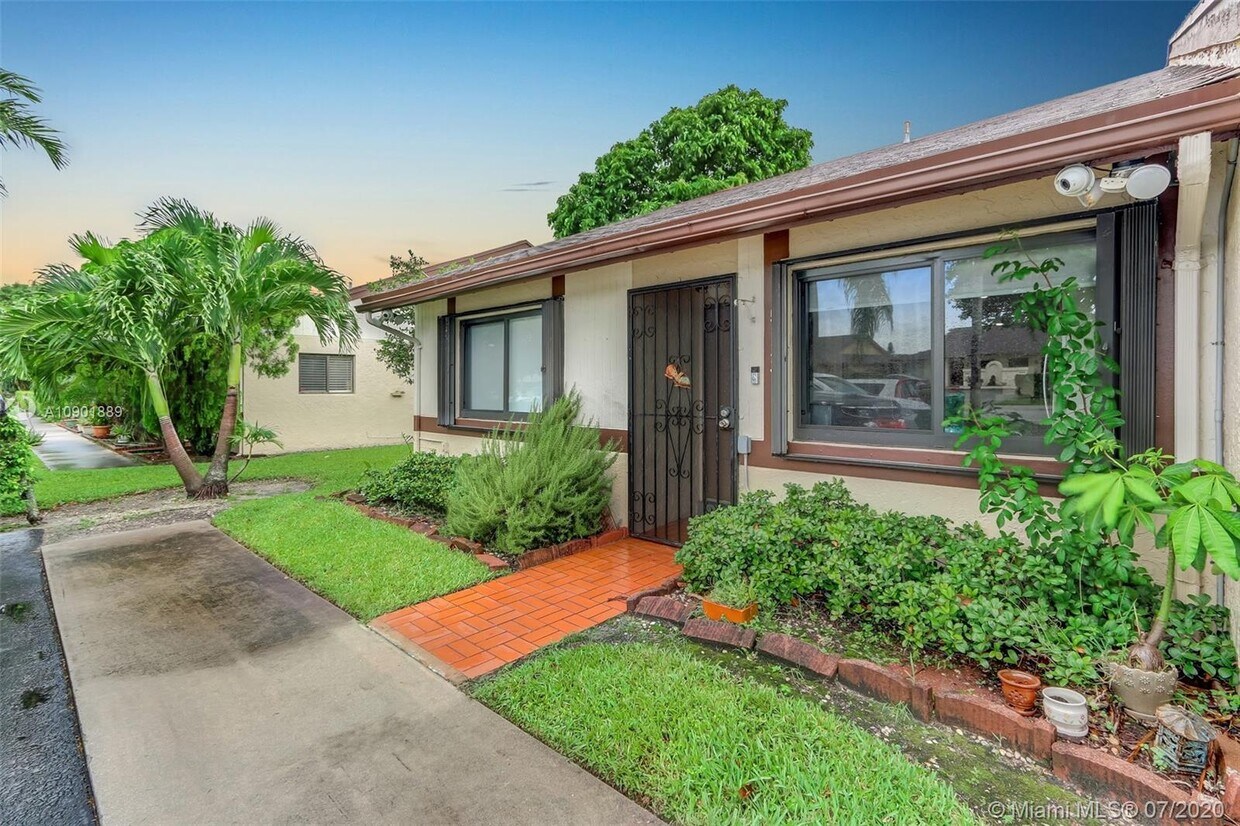 5723 N Park Rd, Fort Lauderdale, FL 33312 House Rental in Fort