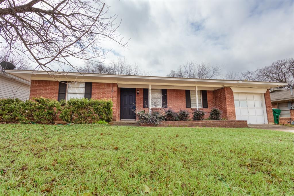 Foto principal - 720 Chisholm Trail