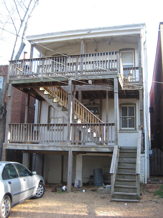 Back - 2507 Stuart Ave