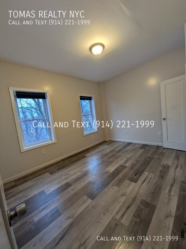 Building Photo - 28 Vineyard Ave