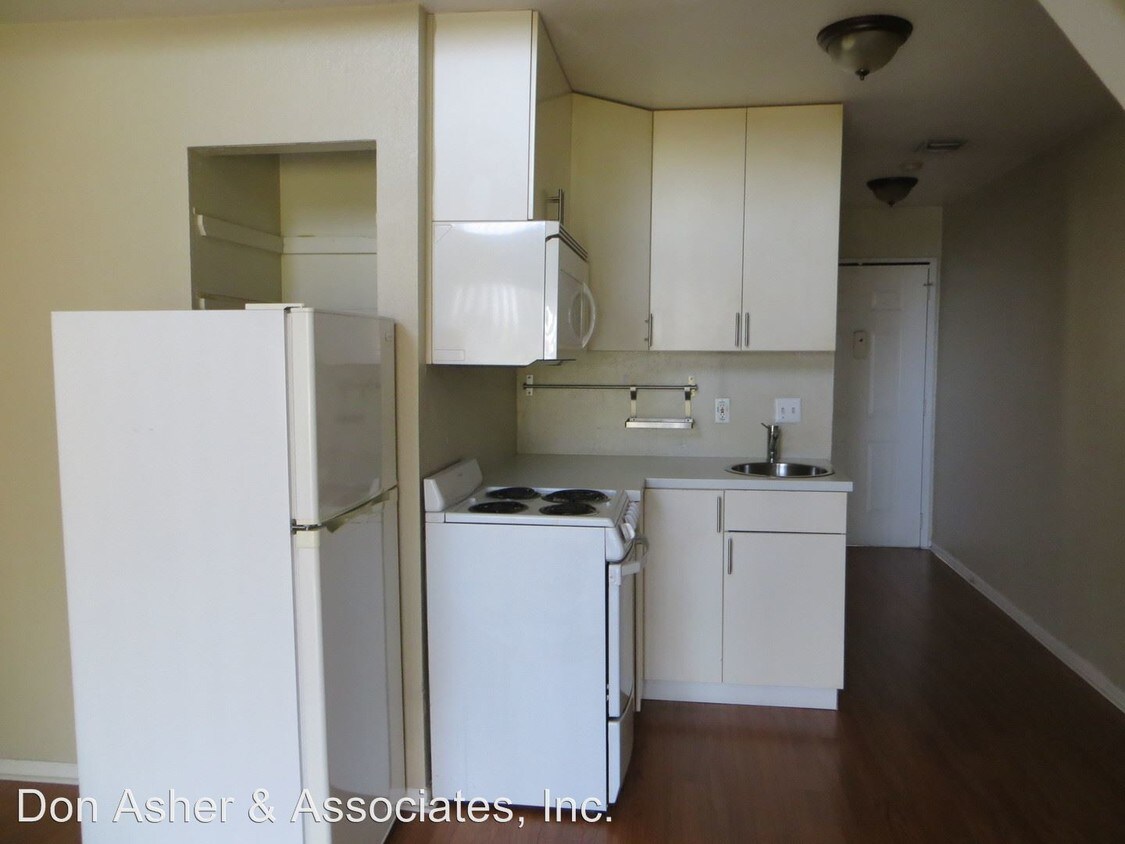 10288 Turkey Lake Rd, Orlando, FL 32819 House Rental in Orlando, FL