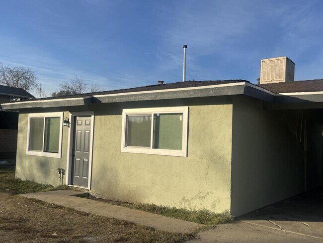Foto del edificio - 785 S Farmersville Blvd