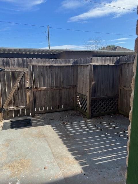 Building Photo - 6660 Montauk Dr