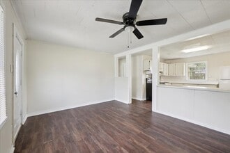 Building Photo - 3811 Dunn Ave