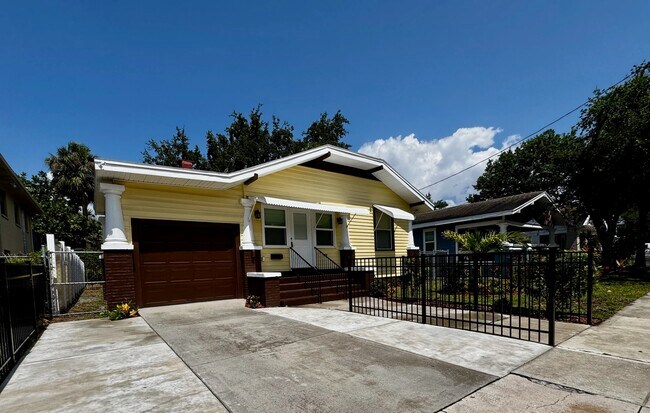 Foto del edificio - 409 S Willow Ave